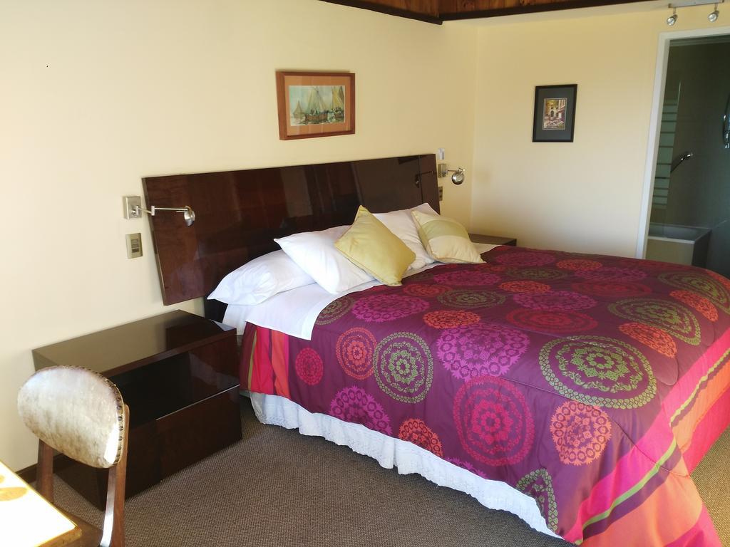 Hotel Puerto Mayor Сан-Антонио Экстерьер фото