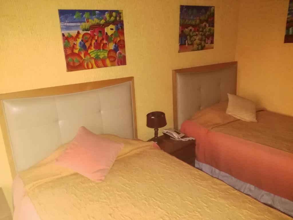 Hotel Puerto Mayor Сан-Антонио Номер фото