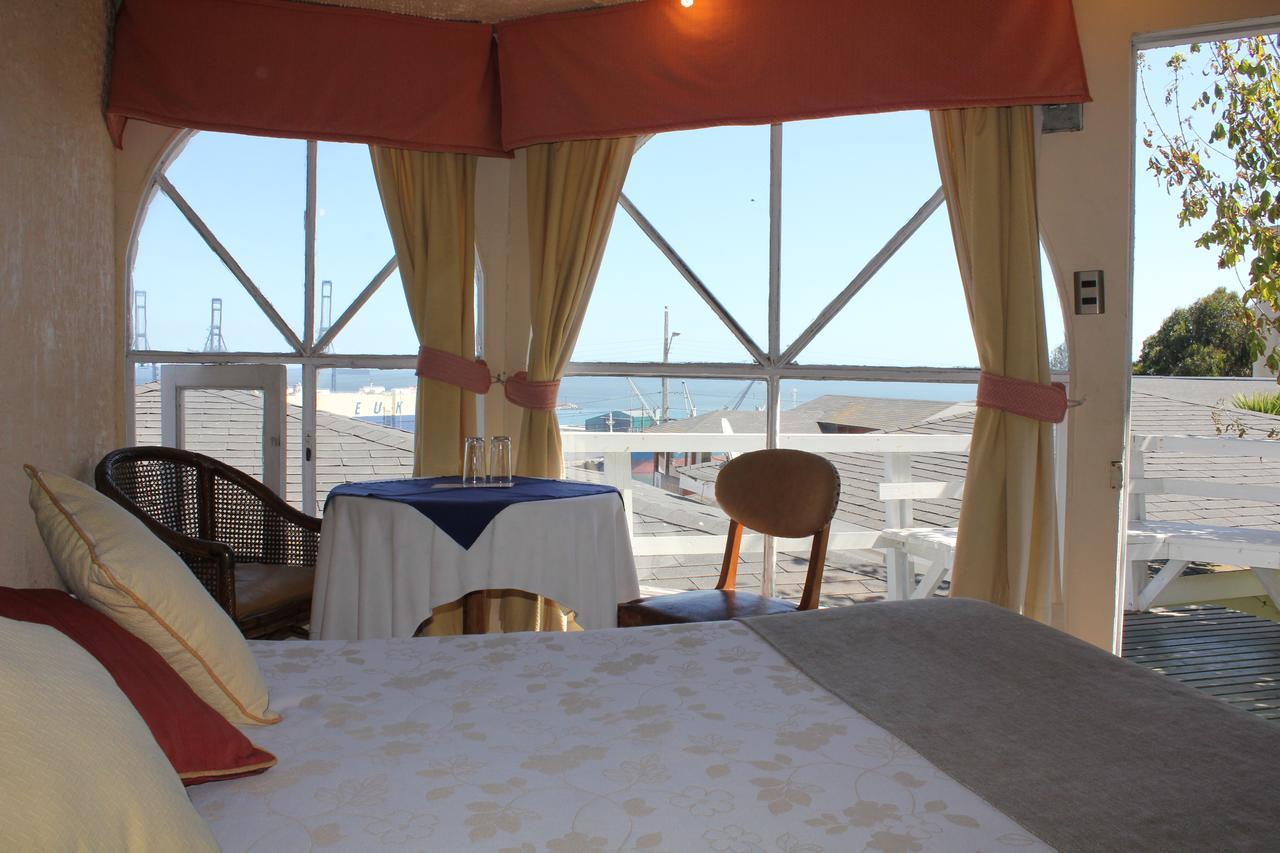 Hotel Puerto Mayor Сан-Антонио Экстерьер фото