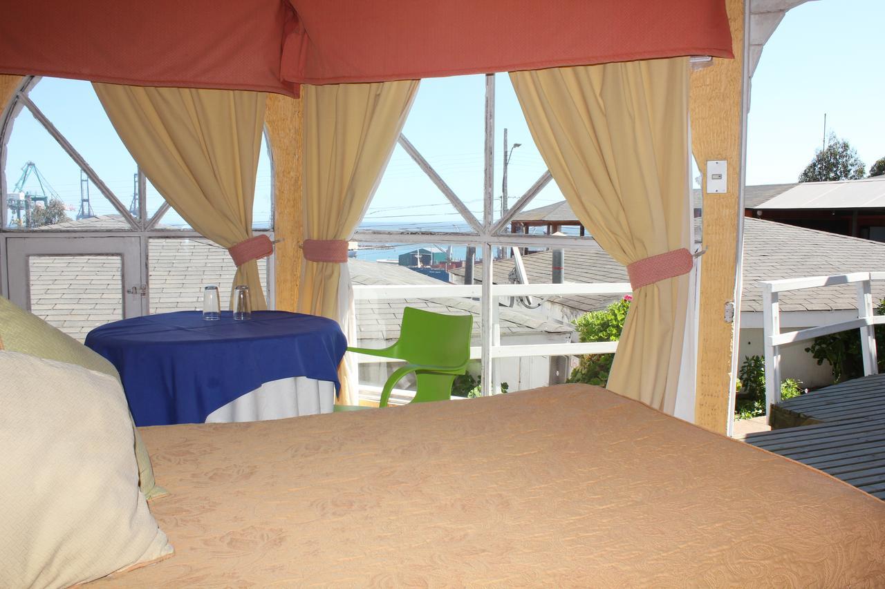 Hotel Puerto Mayor Сан-Антонио Экстерьер фото