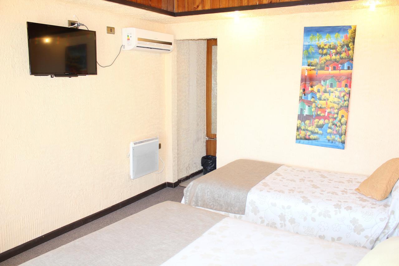 Hotel Puerto Mayor Сан-Антонио Экстерьер фото